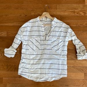 Very Moda Henley button top
